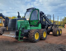 2019 John Deere 1210G